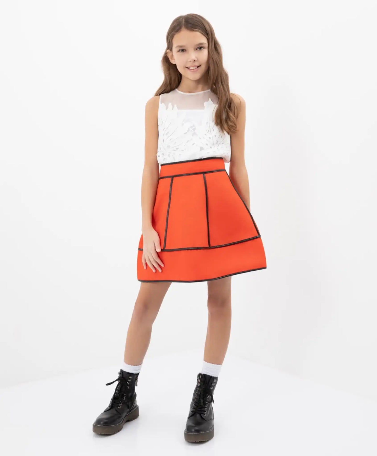 Пола тип камбана с кант от изкуствена кожа Gulliver