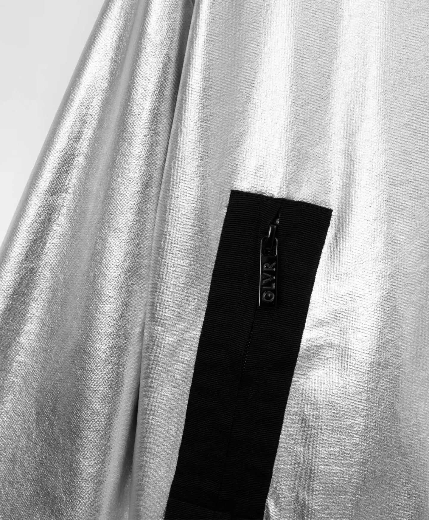 Сребърен суичър с цип, Gulliver