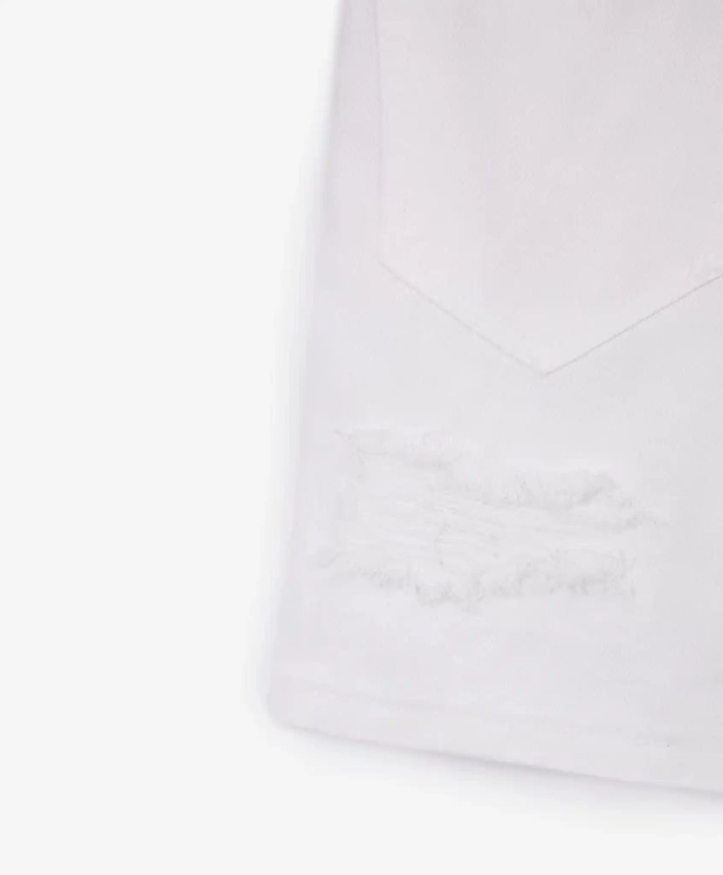 Бели джинсови шорти с ефект на разрушаване за момче Gulliver