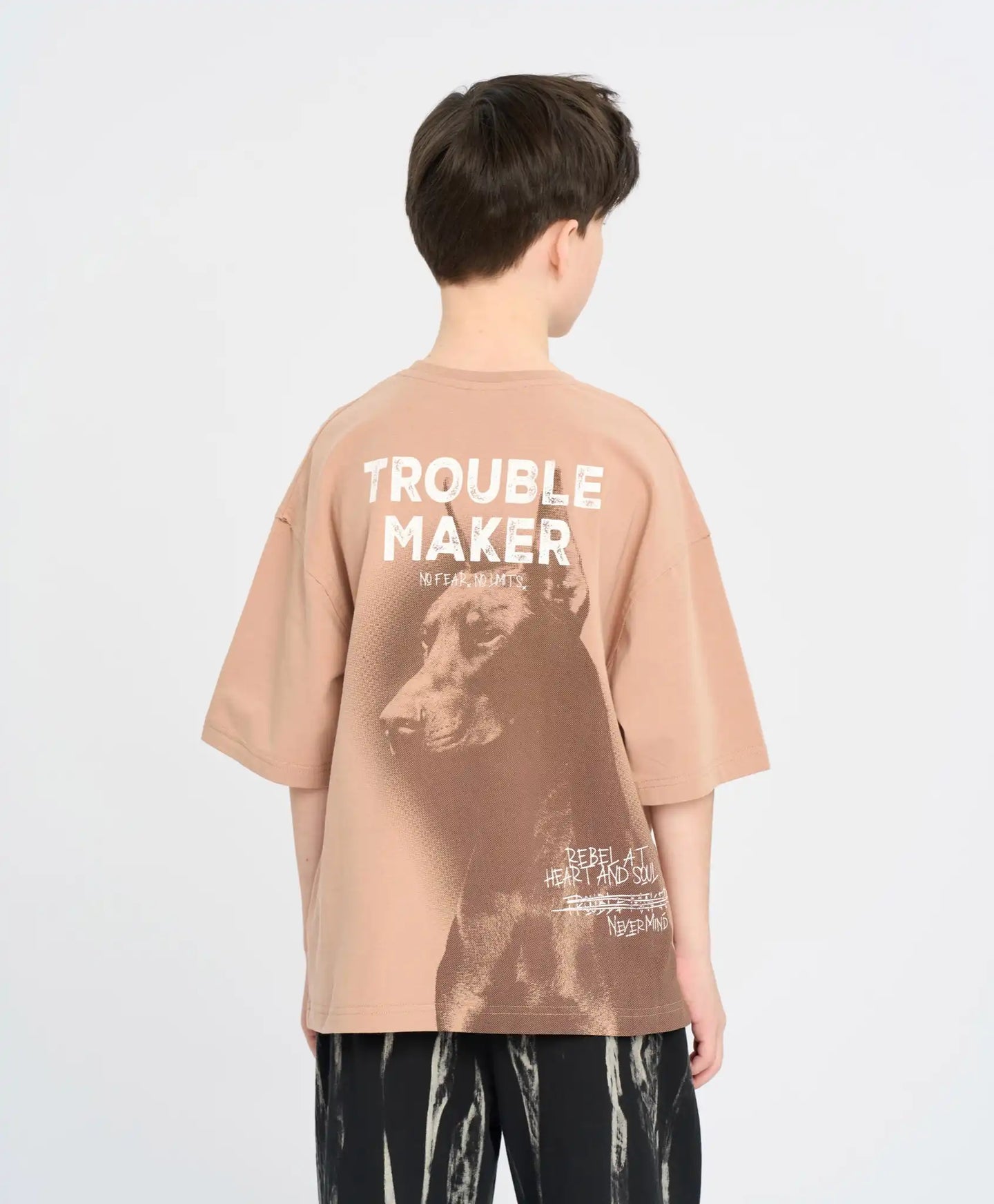 Тениска оверсайз с къс ръкав за момче бежова с принт Button Blue