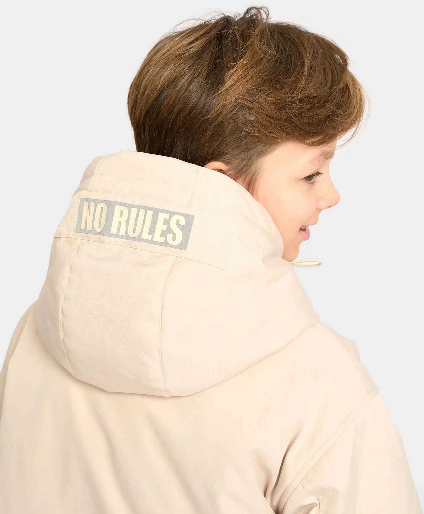 Детска парка междинен сезон с качулка млечнобяла Button Blue