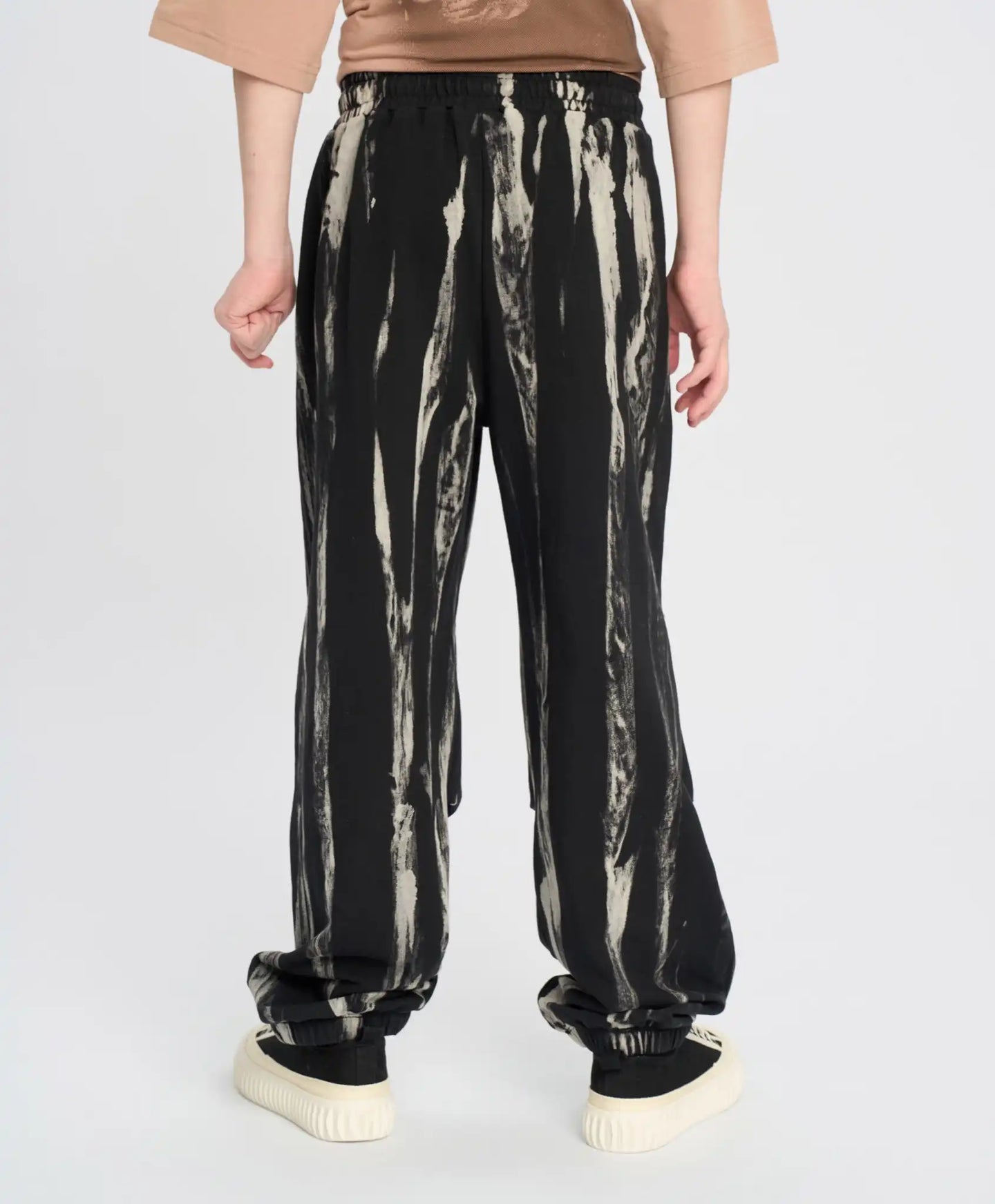 Детски джогъри черни с ластичен колан и ефект на промиване Button Blue