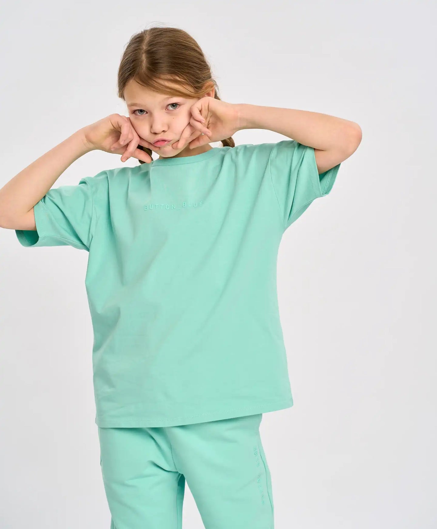 Базова детска тениска с къс ръкав зелена Button Blue
