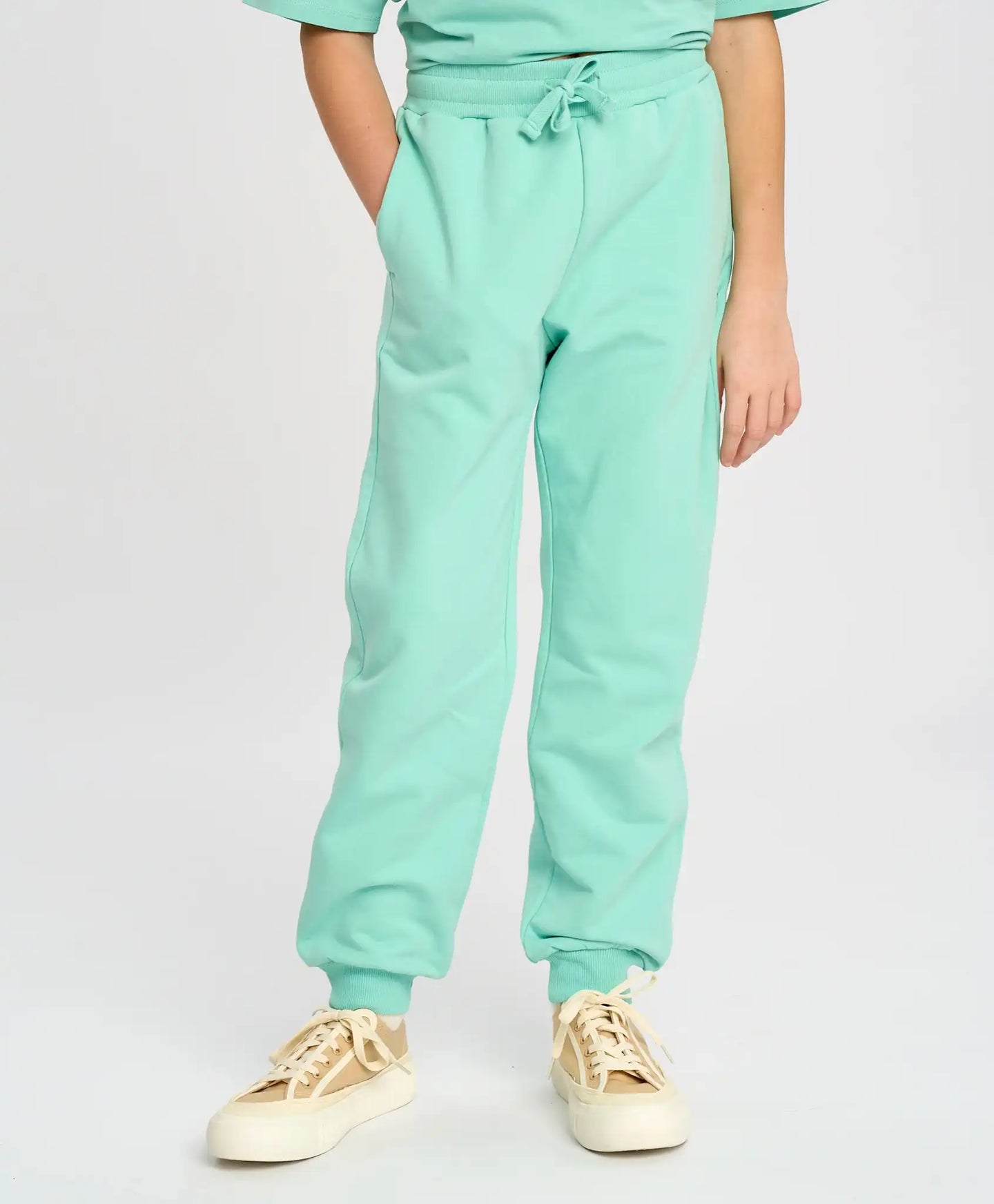 Базови детски утеплени джогъри с ластичен колан зелени Button Blue