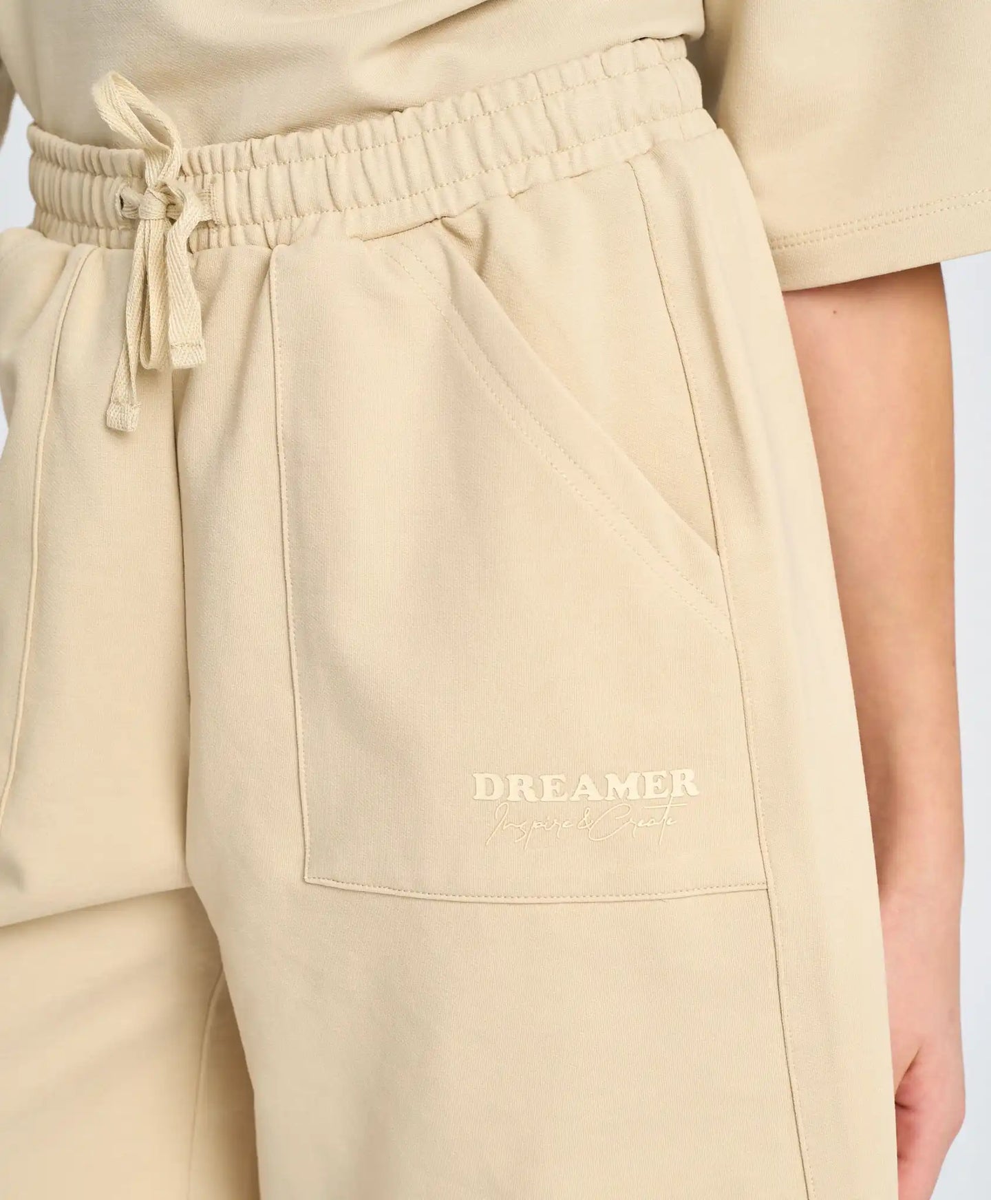 Бермуди за момиче млечнобели с ластичен колан и джобове Button Blue