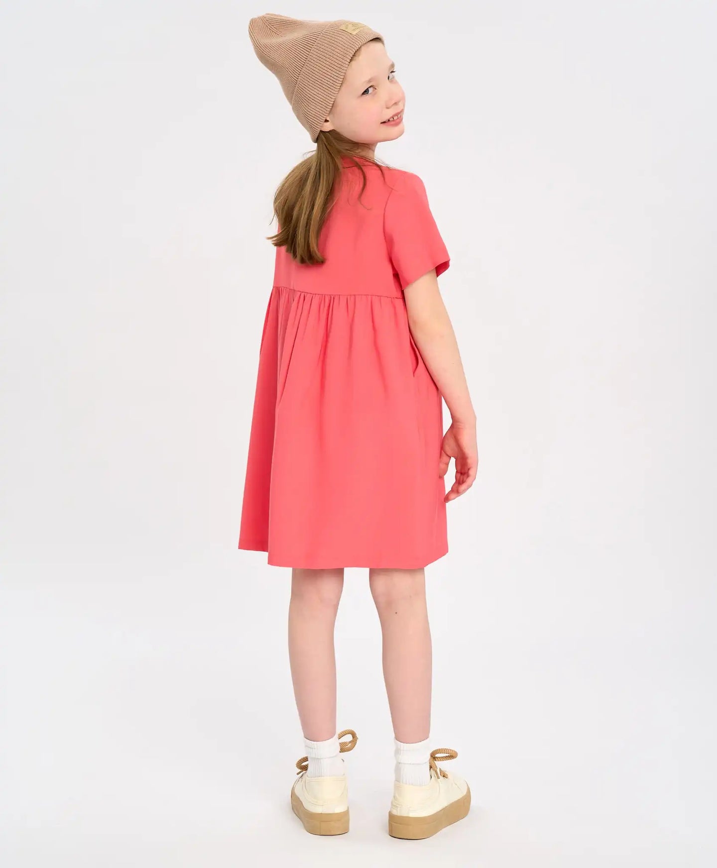 Рокля с къс ръкав за момиче коралова с джобове Button Blue