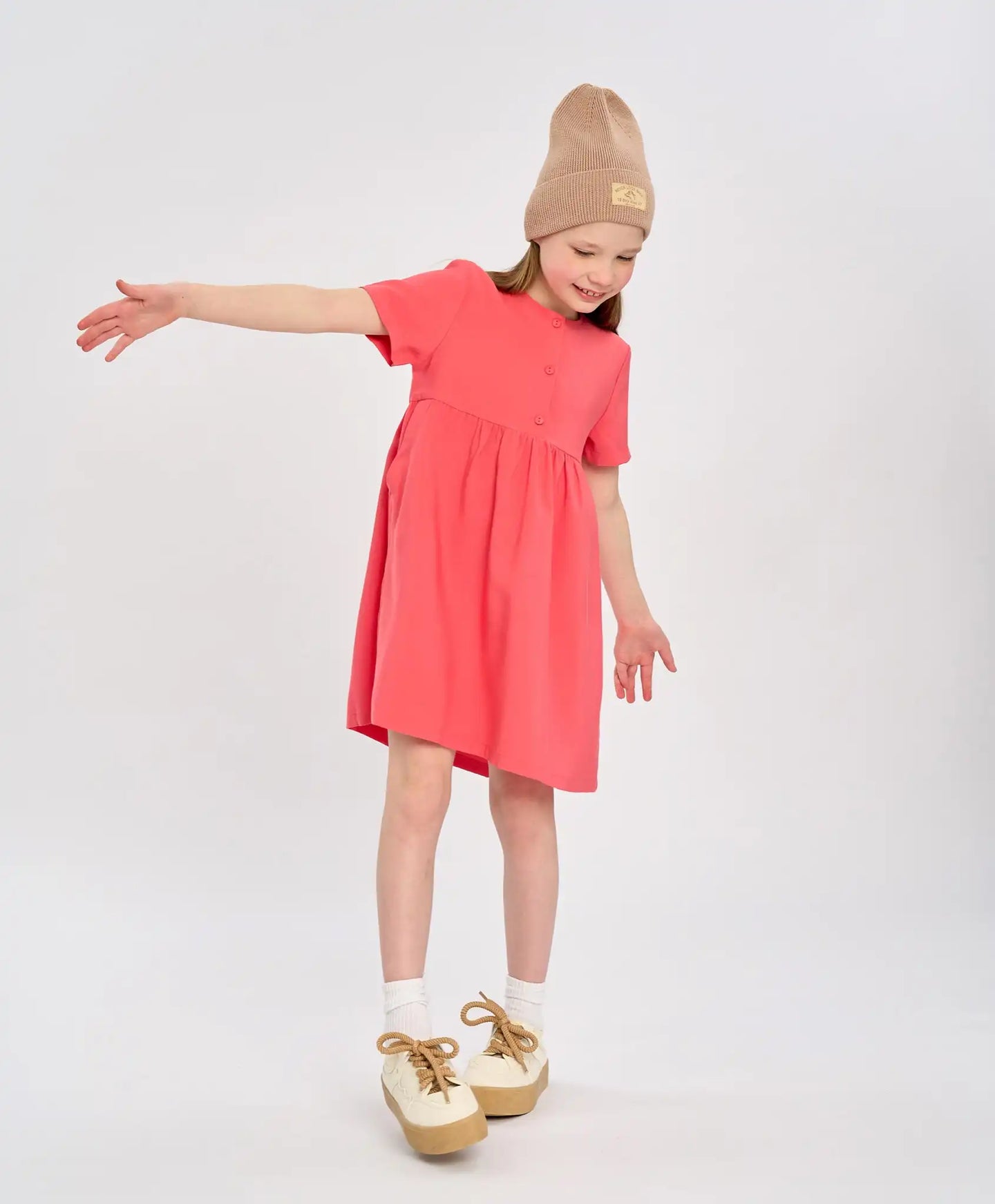 Рокля с къс ръкав за момиче коралова с джобове Button Blue