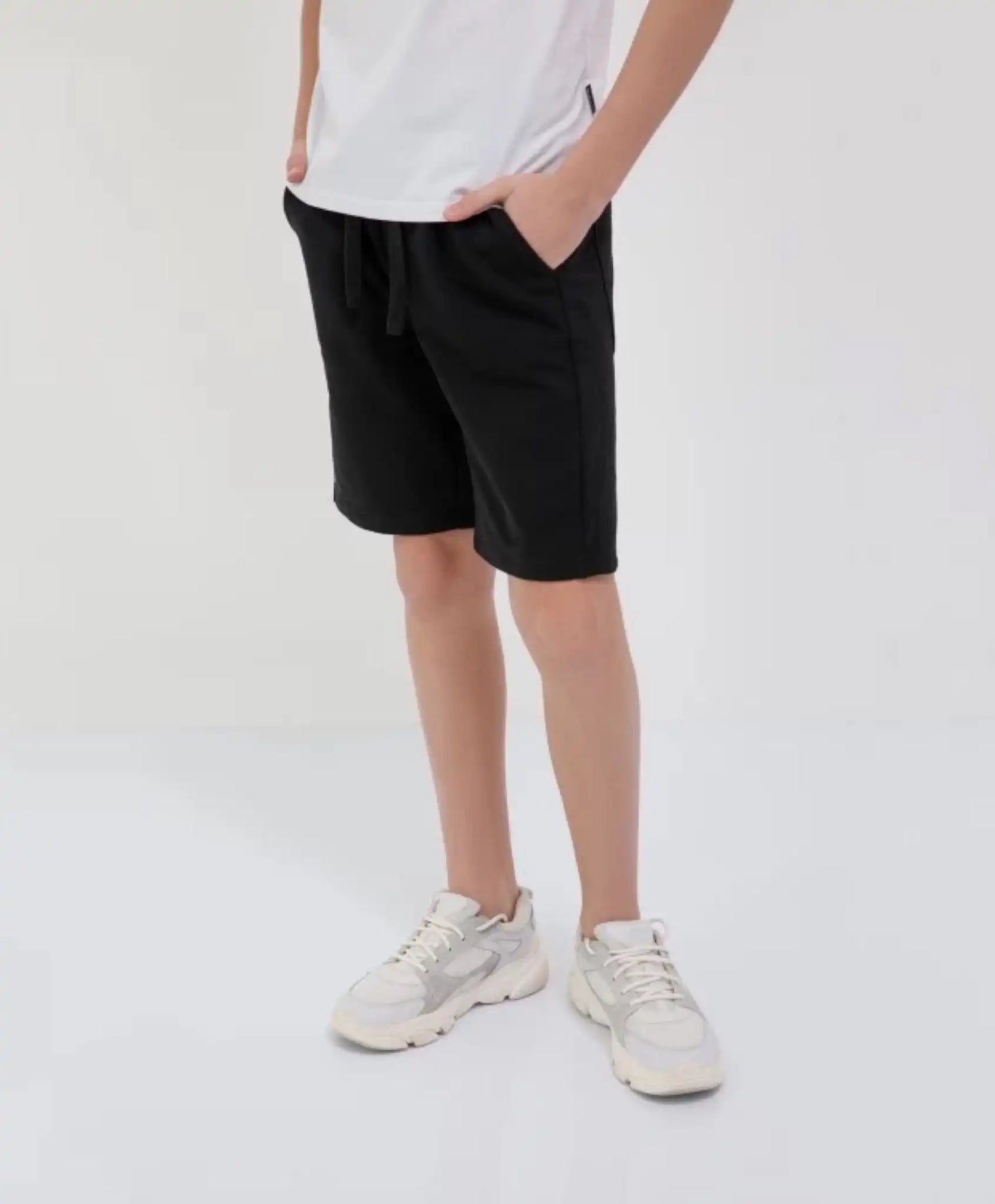 Трикотажни къси панталони с колан черни Gulliver