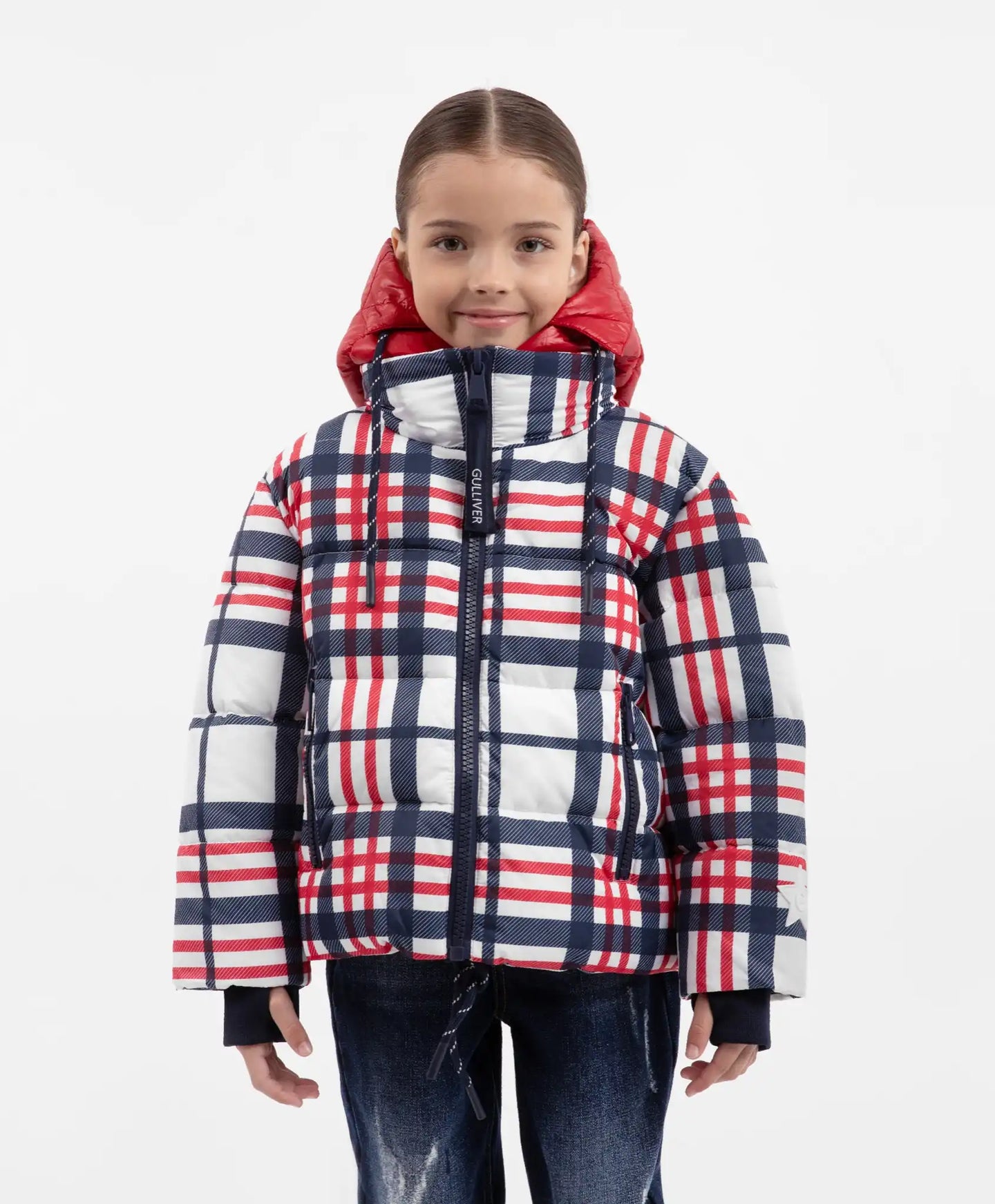 Полусезонно яке с капитонирана подплата и подвижна яка с качулка на каре за момиче Gulliver