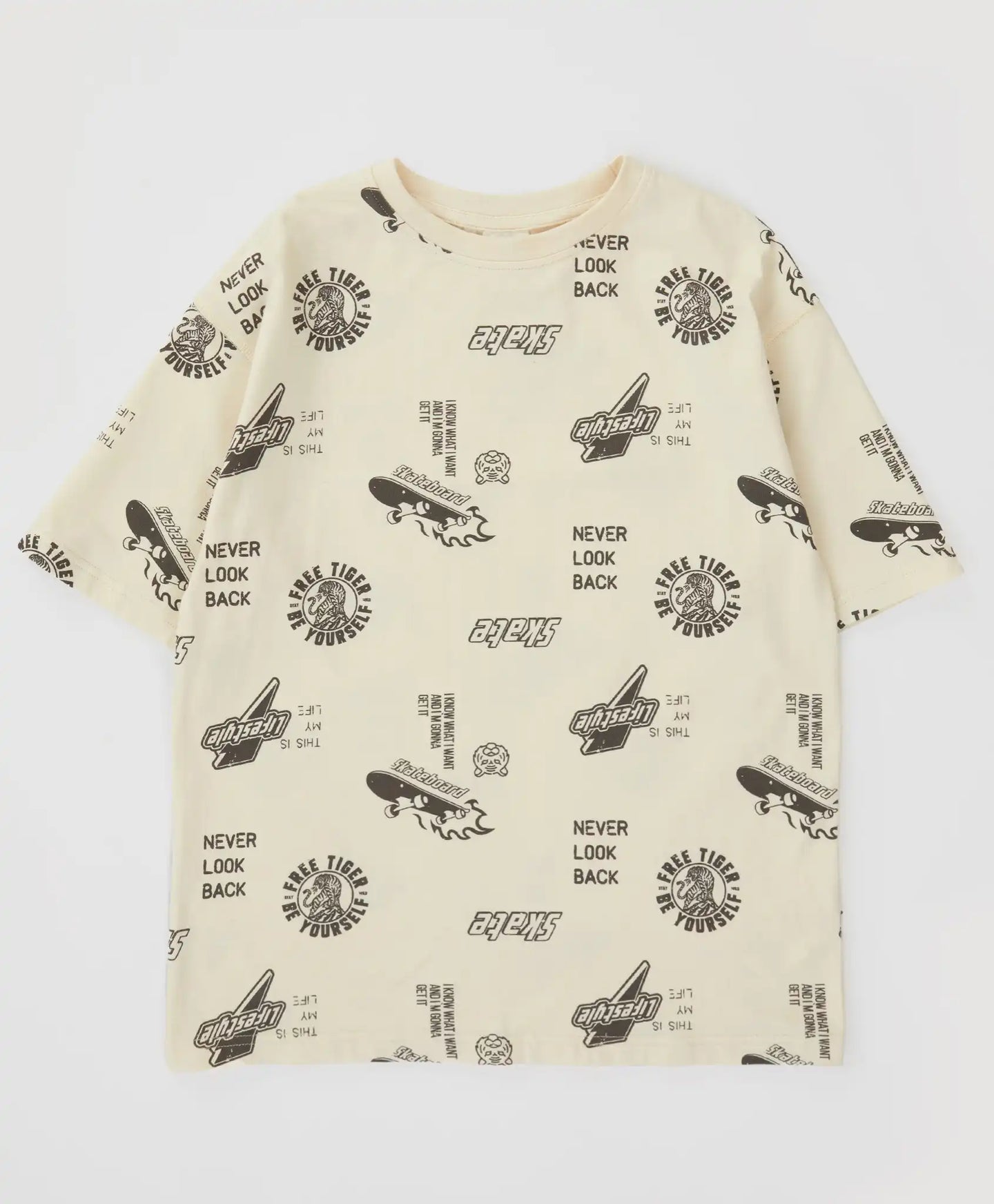 Тениска оверсайз с къс ръкав и ол-овър принт кремава за момче Button Blue