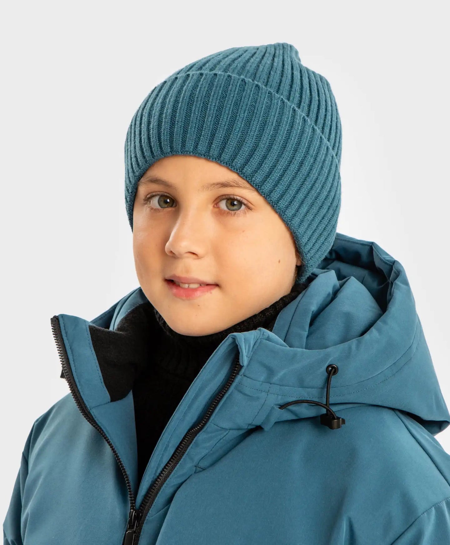 Шапка плетена с подгъв синя детска Button Blue