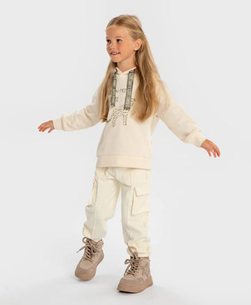 Джогъри с четири джоба и външни шевове кремави за момиче Button Blue