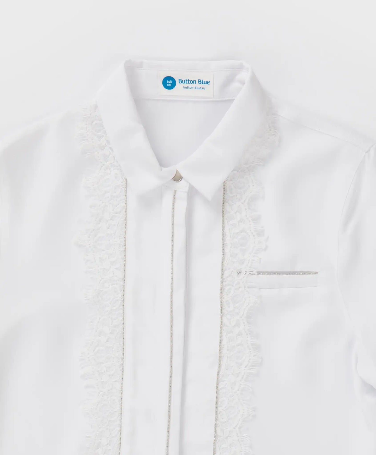 Блуза с дантела и яка бяла Button Blue
