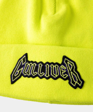 Жълта плетена шапка с надпис Gulliver