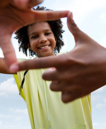 Плетен елек с качулка - жълт, Gulliver