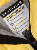 Утеплен стегнат елек с контрастна отделка на Gulliver