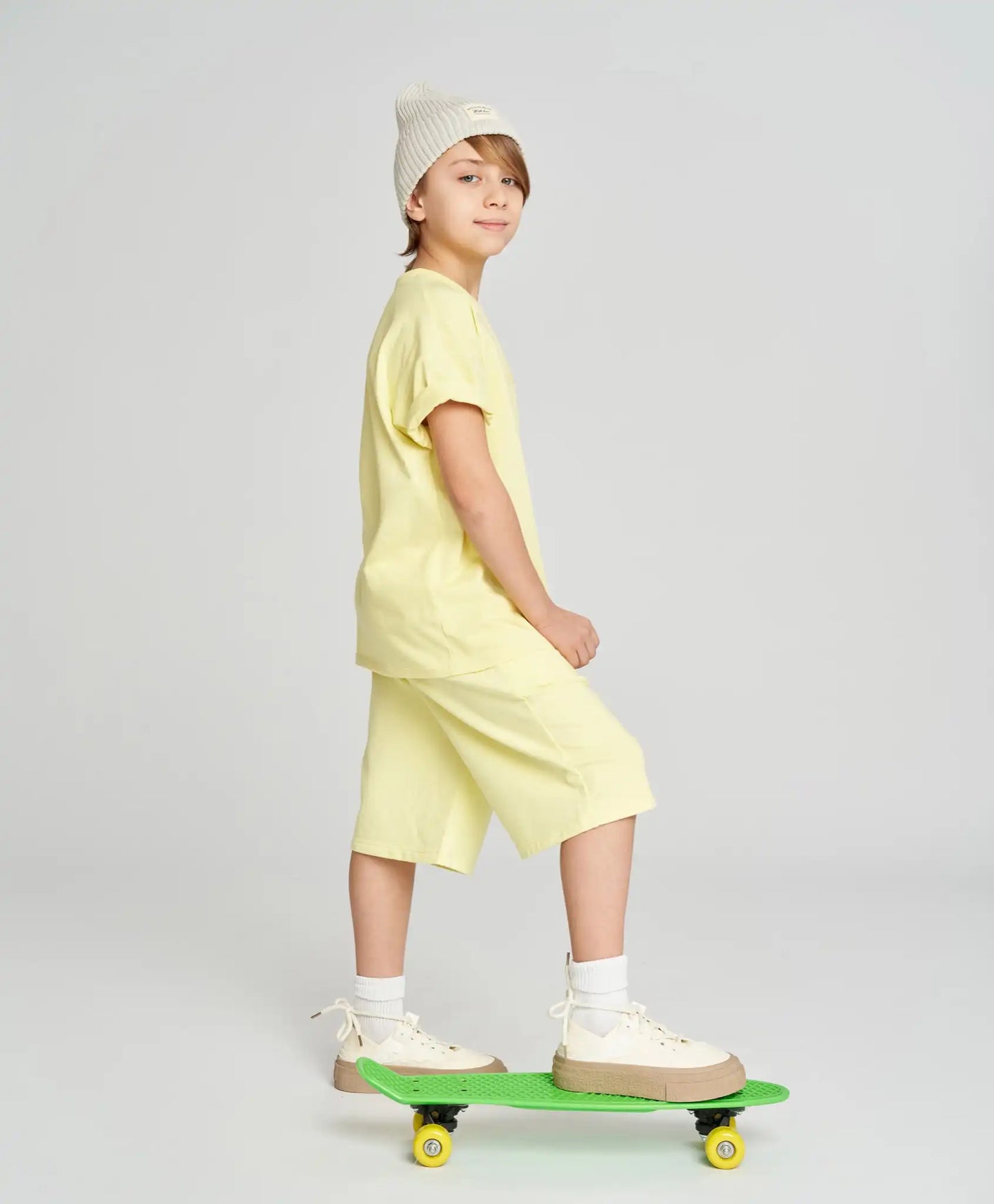 Базови детски прави шорти с ластичен колан жълти Button Blue