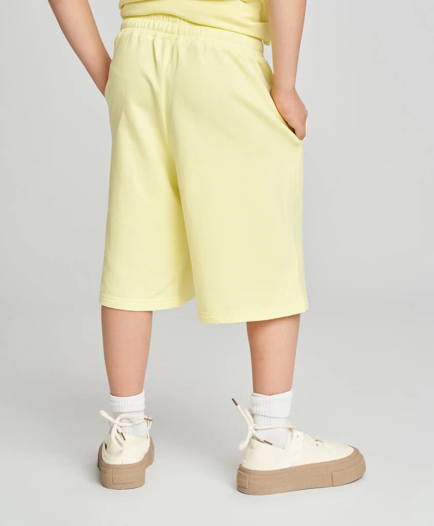 Базови детски прави шорти с ластичен колан жълти Button Blue