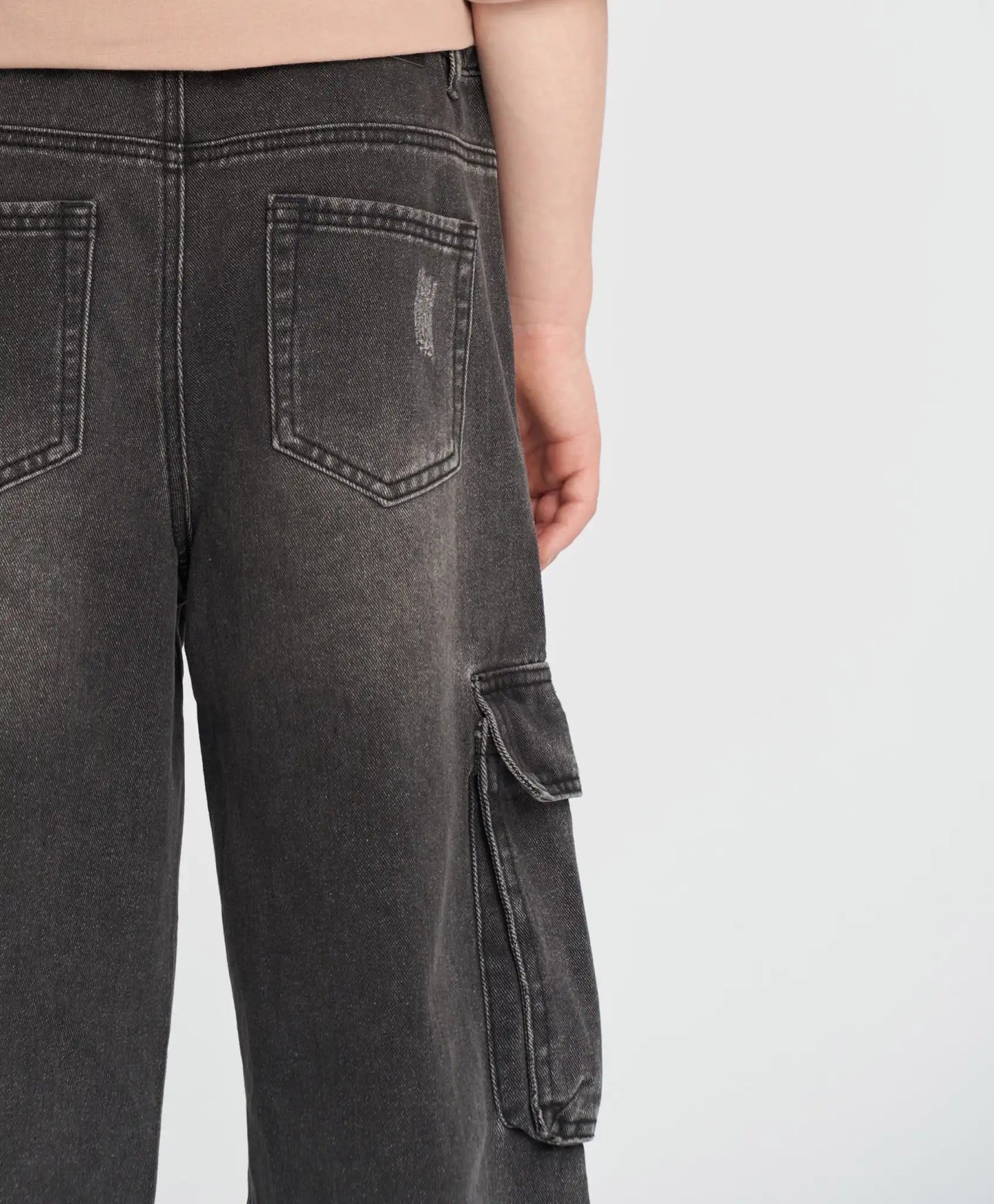 Детски дънкови бермуди с рван край сиви Button Blue