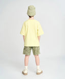 Тениска с къс ръкав за момче оверсайз жълта с принт Button Blue