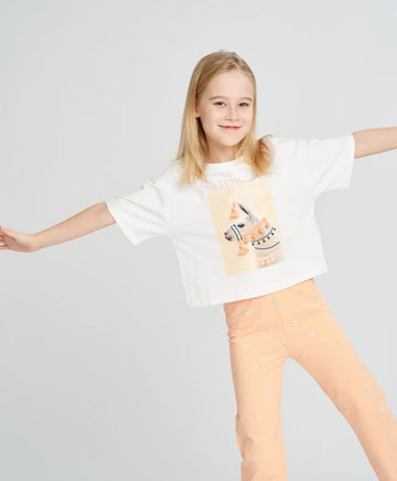 Кроп топ тениска за момиче бяла с къс ръкав и принт Button Blue