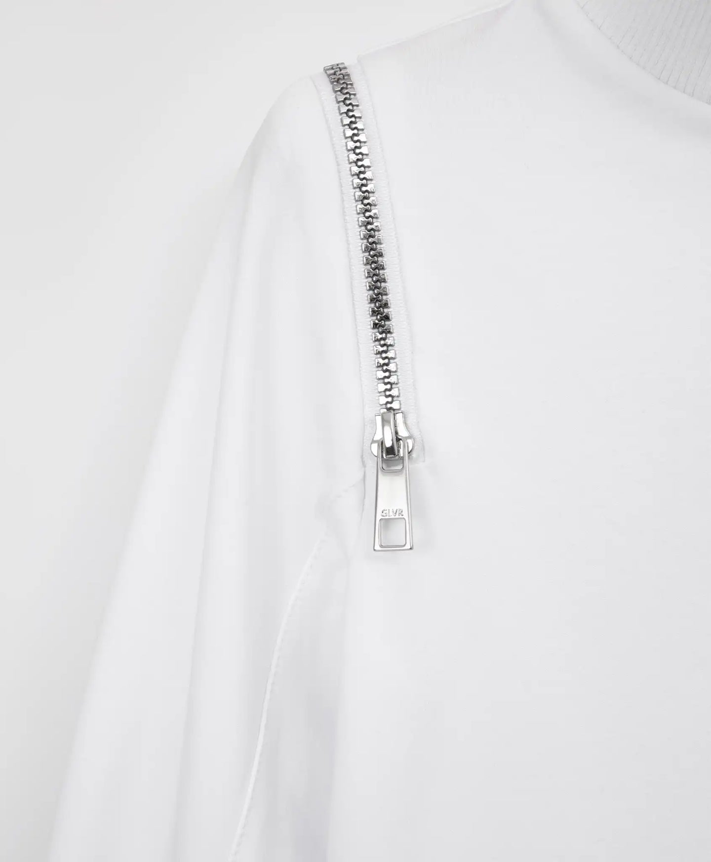 Млечнобяла плетена блуза от Gulliver