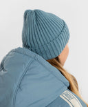 Шапка плетена с подгъв светлосиня детска Button Blue