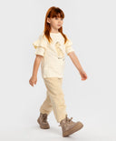 Тениска с къс ръкав и баска кремава за момиче Button Blue