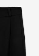 Черни трикотажни панталони тип слоучи (от англ. slouchy – свободни, торбести) от Gulliver